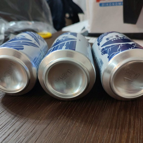 Fix Hellas beer collectible limited edition cans