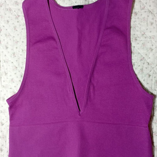 Sports top