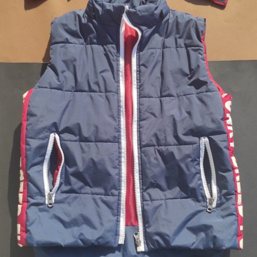 Sleeveless puffer vest used, funky kids, dark blue with hood