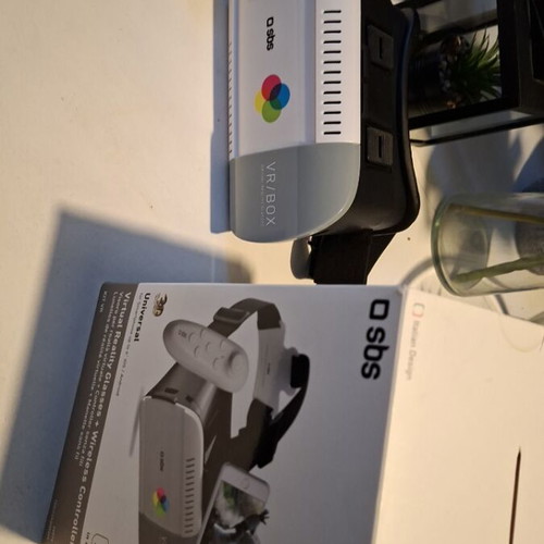SBS VR Viewer 360 with wireless joystick like new