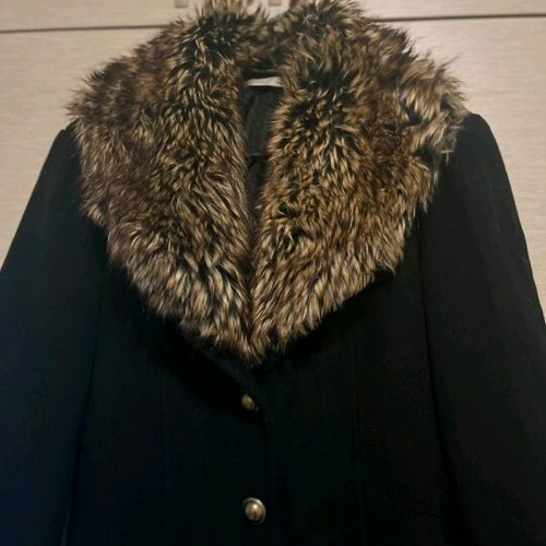 Black coat like new with fur collar and back slit