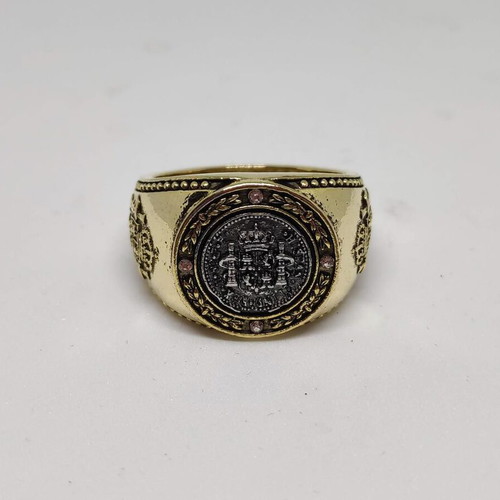 El Cazador 1784 ring like new with gold tone and silver details