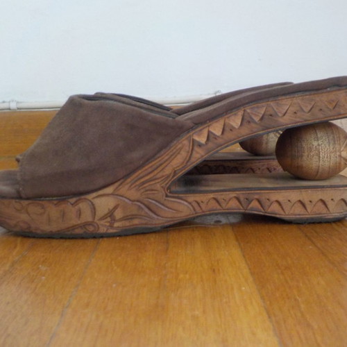 Suede sandals handmade new, 9 cm heel, brown