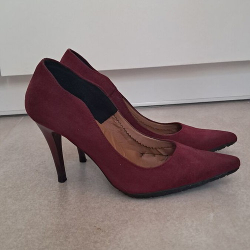 Burgundy pumps used, Greek made with leather insole