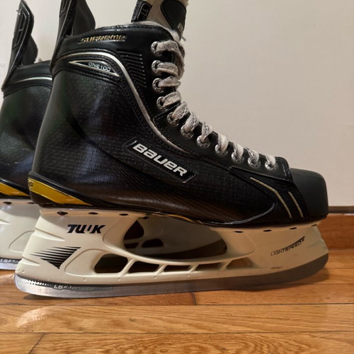 Bauer Supreme One100 ice skates like new, size 11D