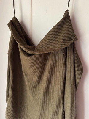 Gina Tricot thin off-shoulder pullover like new, green, size S