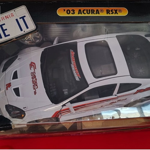 Muscle Machines 1:18 2002 Acura RSX model California Tune It