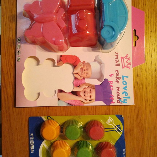 Silicone cake molds and paper truffle cups new, set