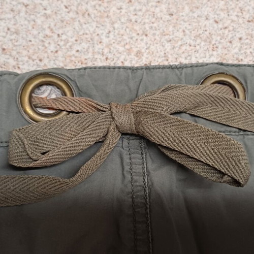 Guess shorts size 28, waist 80 cm, like new