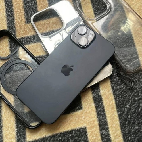 iPhone 15 black like new, 128GB, 20+ MP camera