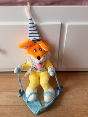 Tyrolia Ski Wisbi plush toy like new, collectible