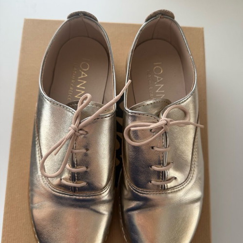 Loafers Ioannis used, gold leather shoes size 38