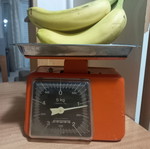 Classic kitchen scale used, fully functional