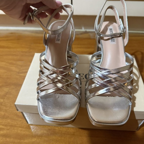 Bottega 22 Silver Women's Sandals with Multiple Straps and Block Heel, New