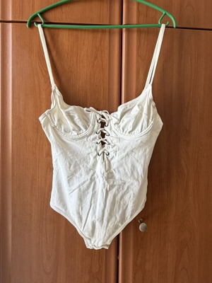 Intimissimi white cotton bodysuit size M like new