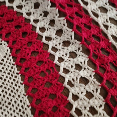 Crochet tablecloth for round table diameter 1.06m handmade vintage