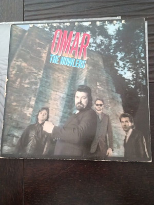 Omar and the Howlers Wall of Pride LP used, rock