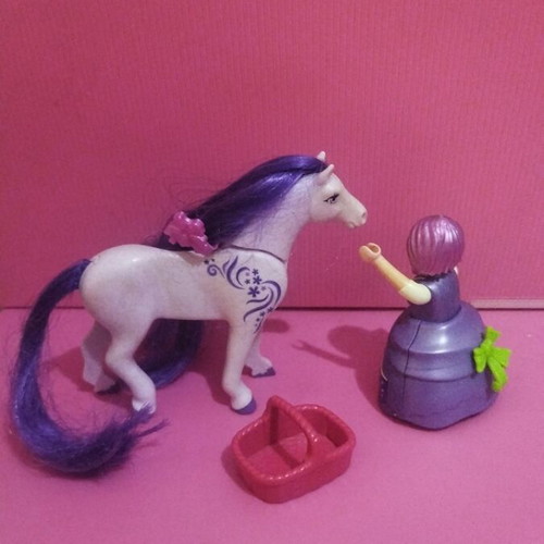 Playmobil 6167 Princess Viola with horse figure
