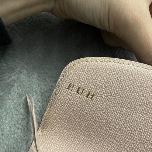 Louis Vuitton Emilie Wallet Monogram Canvas Rose Ballerine like new