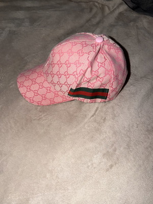 Gucci pink hat