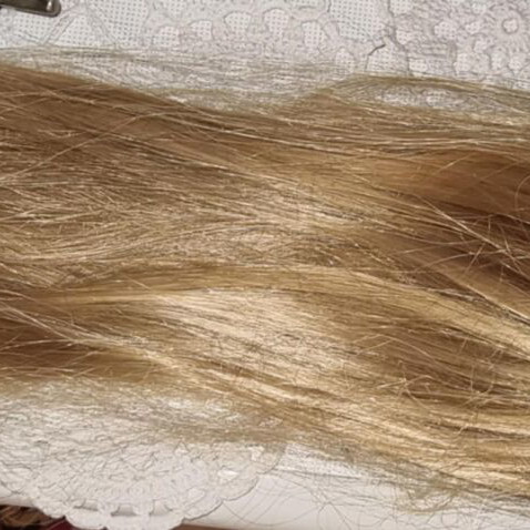 Hair extension blonde honey like new with 2 side pieces and pony tail gift