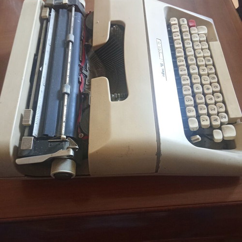 Olivetti Lettera 35 mechanical typewriter used