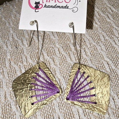 Cameo handmade earrings in gold tone new
