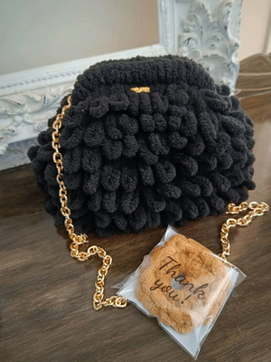 Paffy handbag new, lined 30×24