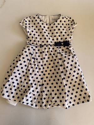 Mayoral dress size 4-5 years (110 cm) like new, white with dark blue polka dots