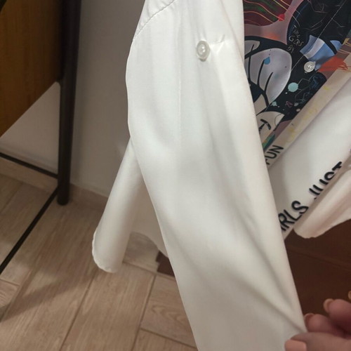 Mickey shirt like new, white, one size