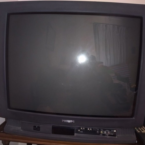 Philips Matchline 30-inch TV used with detachable speakers