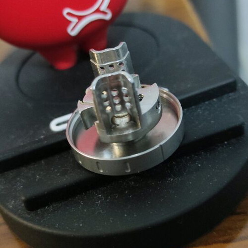 elfbar nachfüll pod läuft aus تانك زد من شركة جيك فيب - GEEKVAPE Z (ZEUS) SUB-OHM TANK - Buy Online in  KSA | Ekleel Vape main image 0