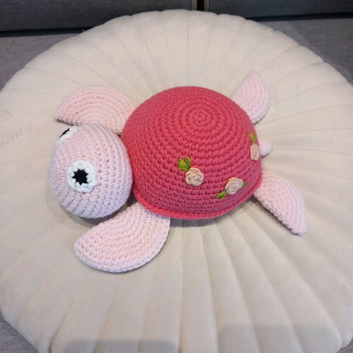 Amigurumi doll handmade crocheted turtle 19 cm new