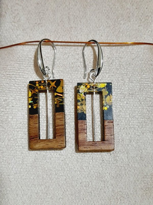 Handmade silver 925 earrings with wood and resin new