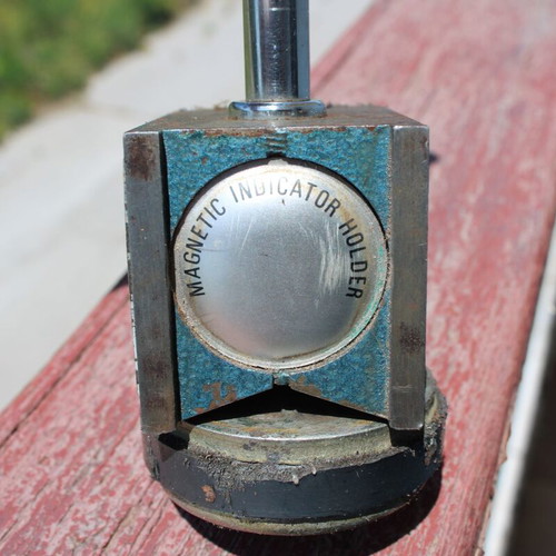 Lathe instrument with magnetic base used