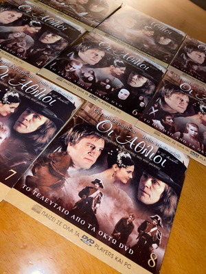 Les Misérables collectible series 8 DVD set like new