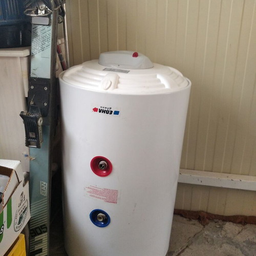 Floor water heaters 80 liters like new, set of 2 EBHIL GLASS