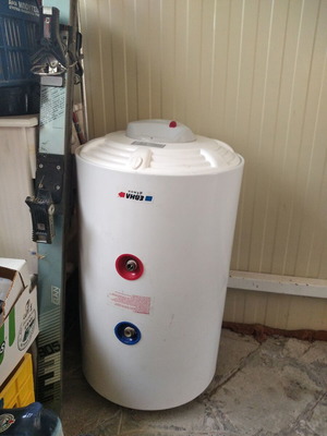 Floor water heaters 80 liters like new, set of 2 EBHIL GLASS
