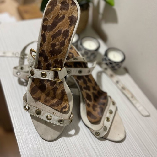 Dolce Gabanna sandals used, leather with studs, 10cm heel, size 37, white