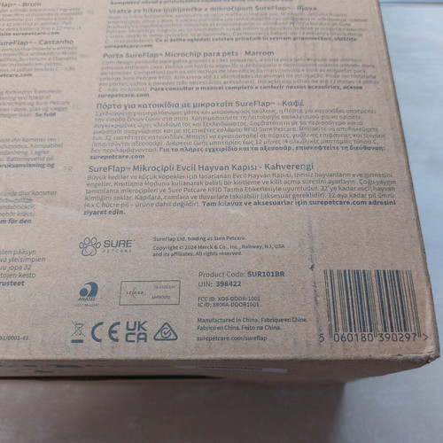 SureFlap Microchip Pet Door SUR101 like new, smart cat and dog flap
