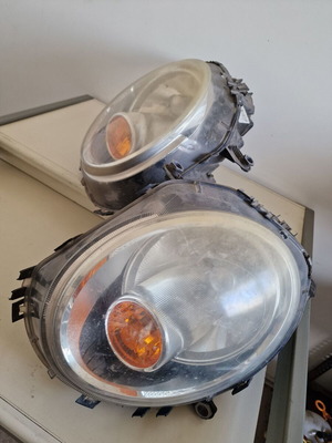 Mini Cooper R56 front headlights 2007-2014 like new, set of 2