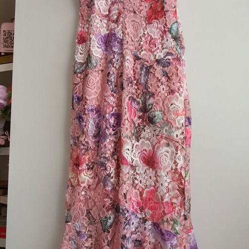 Lace dress with flowers size S new, multicolor