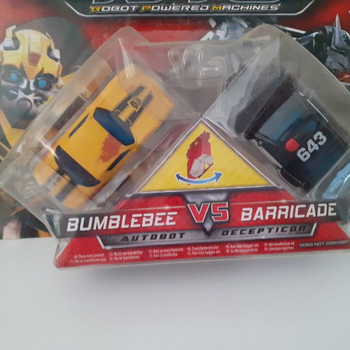 Transformers RPMS Bumblebee vs Barricade Mattel 2009