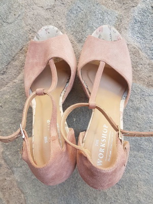 Χειροποίητα πέδιλα The Workshop Shoes μεταχειρισμένα, νούμερο 38, ροζ