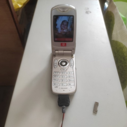 Sharp GX30 Vodafone live! vintage mobile phone used, for repair
