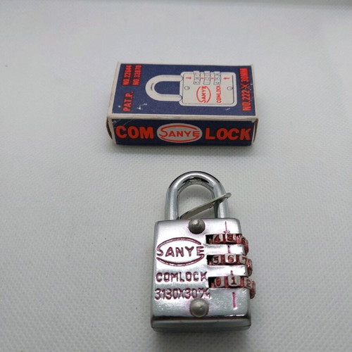 Combination lock new in excellent condition