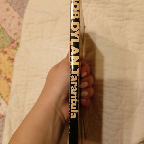 Bob Dylan Tarantula book like new, collectible with handwritten note