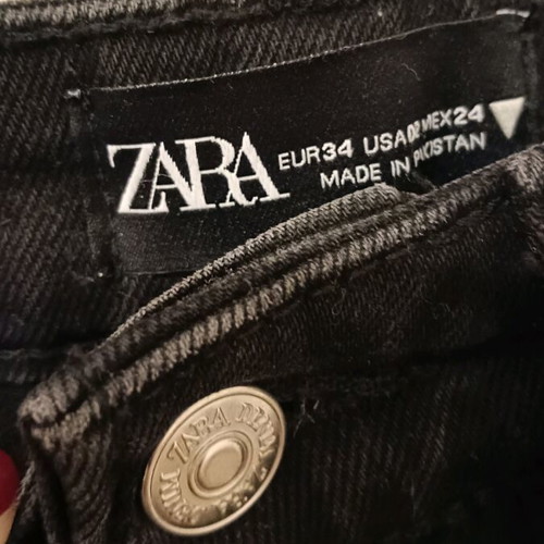 Zara black slim fit straight leg jeans like new