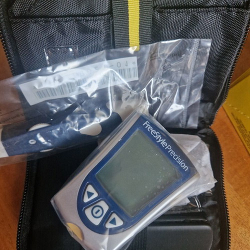 Freestyle Precision glucose meter new without test strips