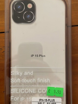 Transparent case for iPhone 15 Plus like new, silicone
